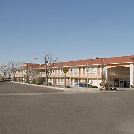 Travelodge By Wyndham Albuquerque East Экстерьер фото