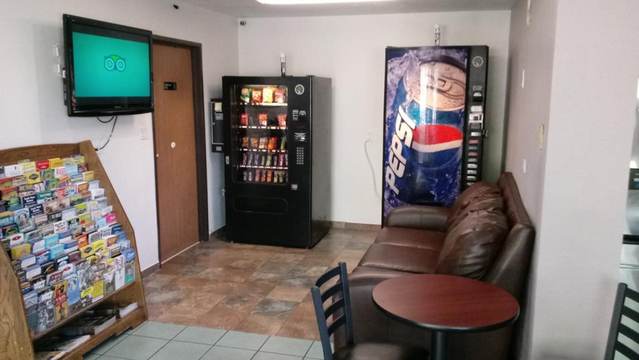 Travelodge By Wyndham Albuquerque East Экстерьер фото