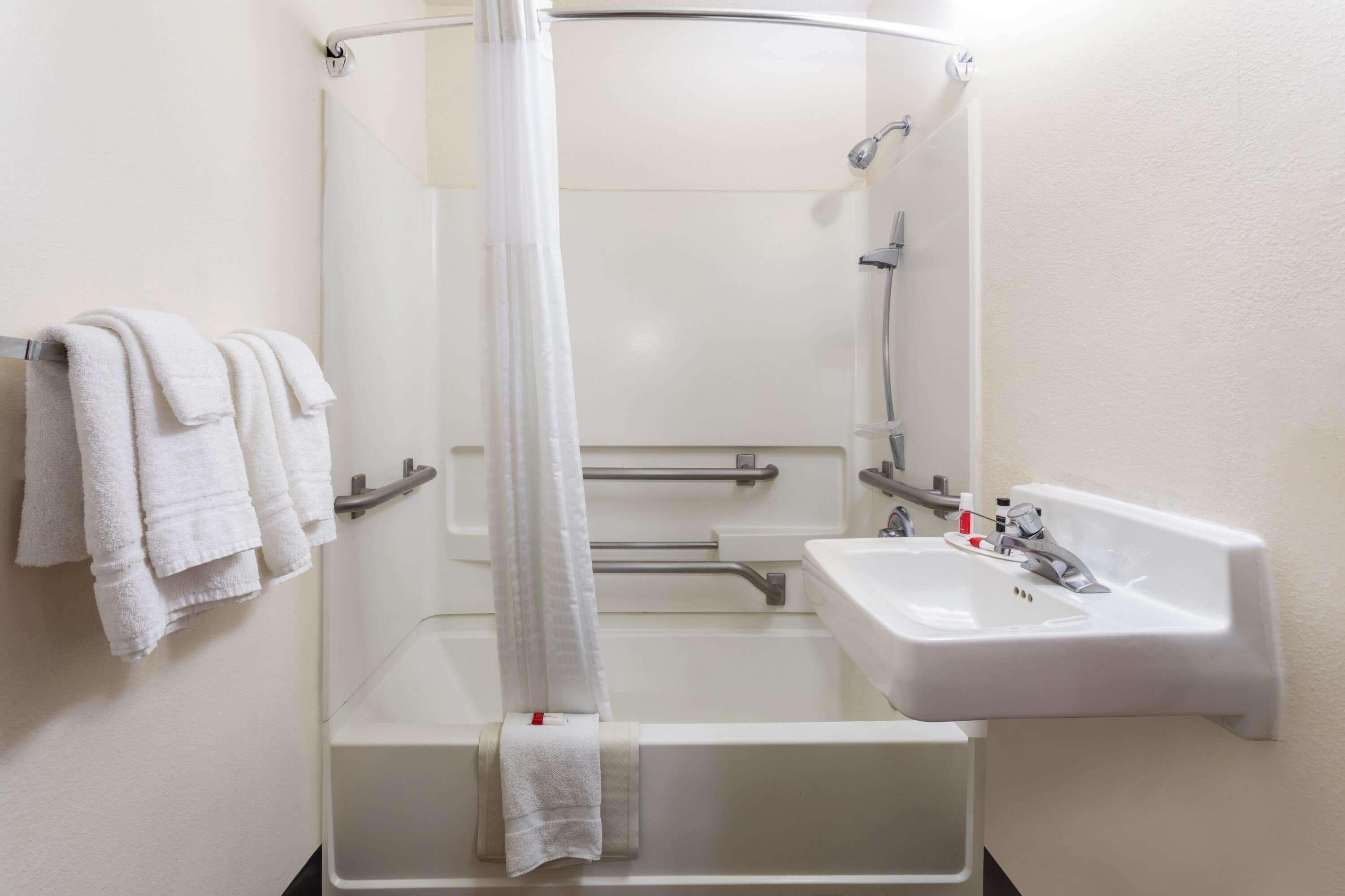 Travelodge By Wyndham Albuquerque East Экстерьер фото