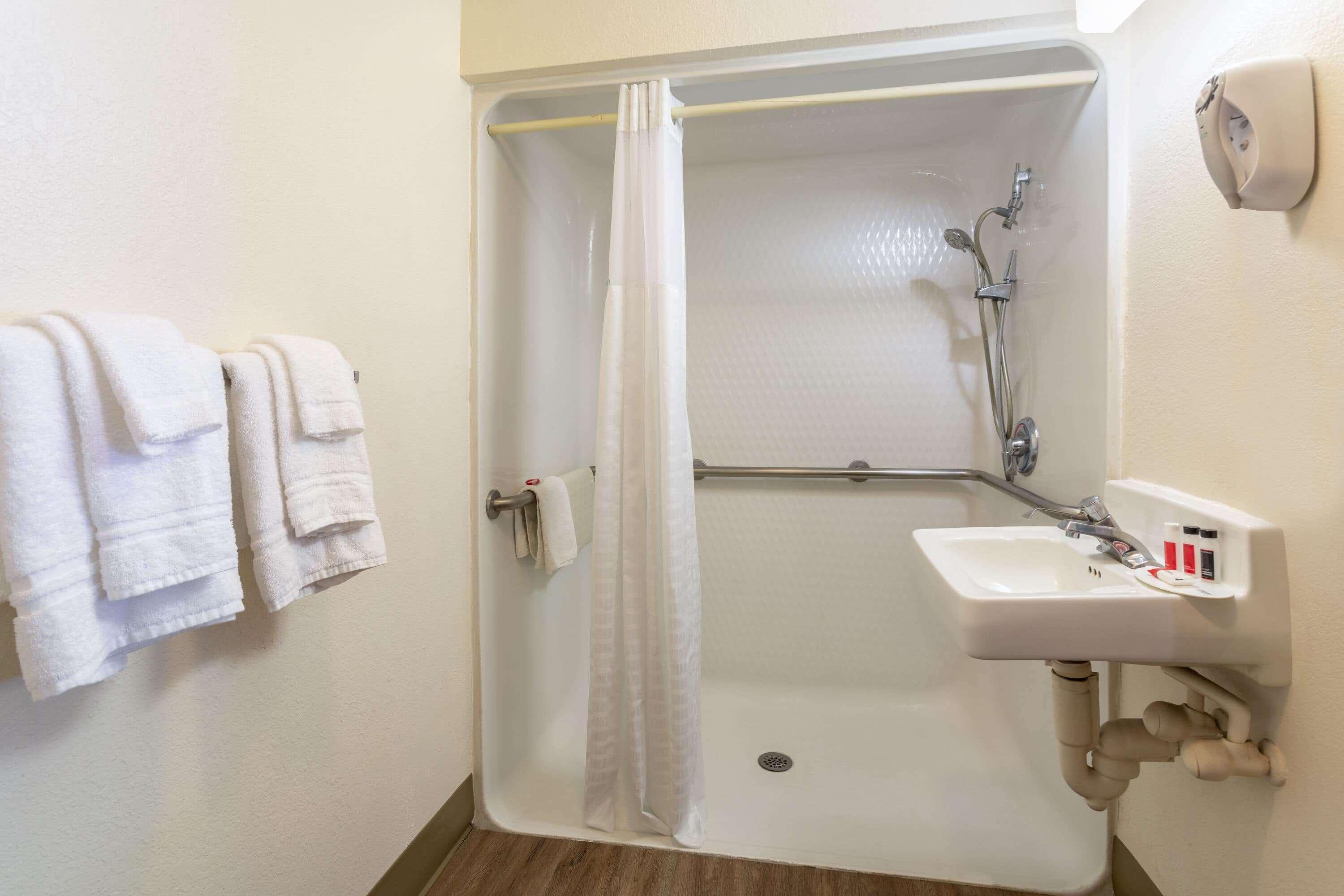 Travelodge By Wyndham Albuquerque East Экстерьер фото