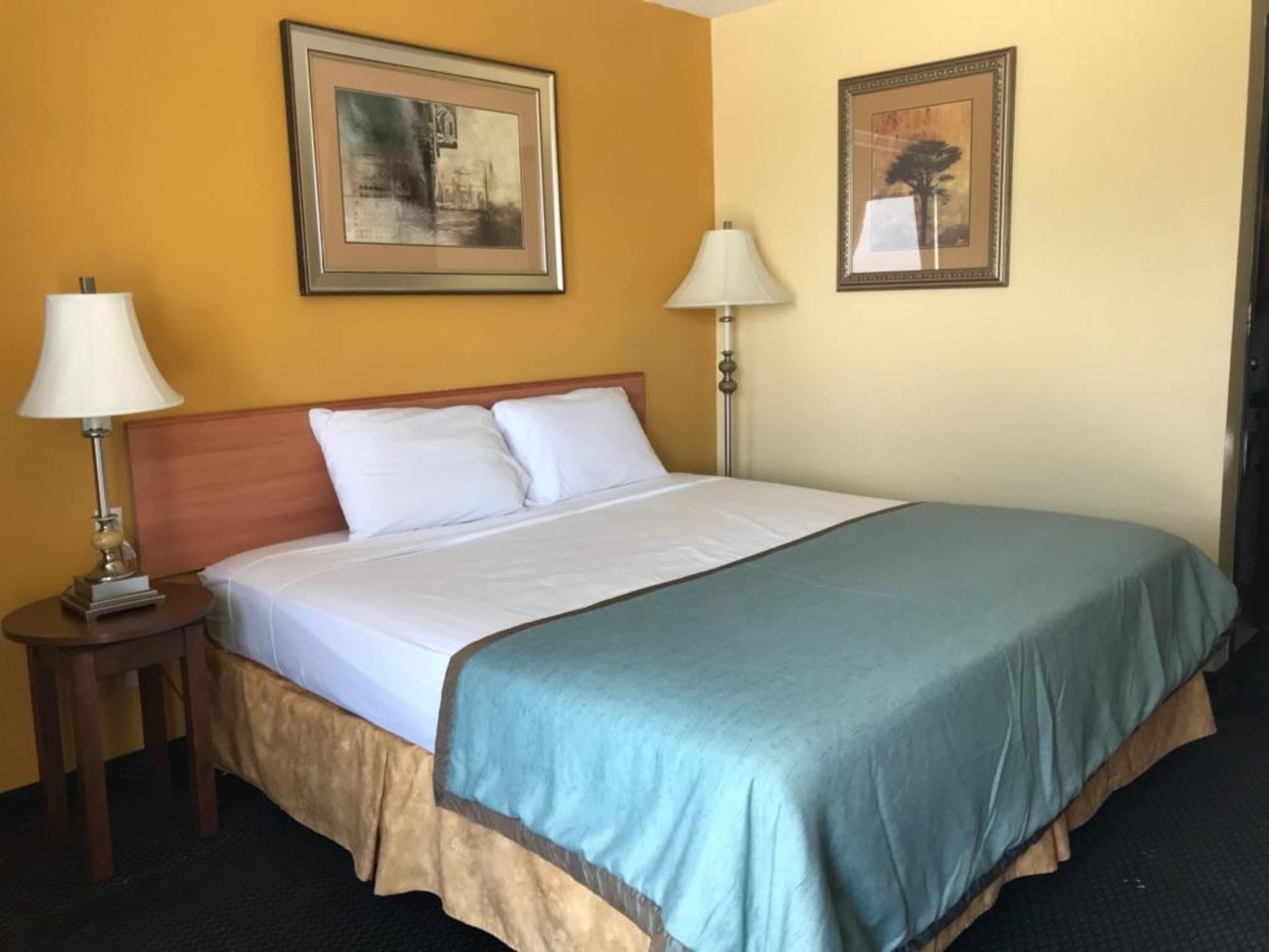 Travelodge By Wyndham Albuquerque East Экстерьер фото